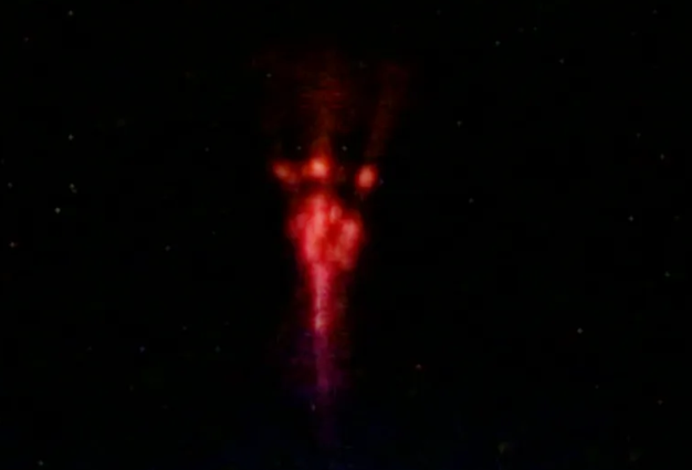 Andreas Mogensen films red sprite from ISS