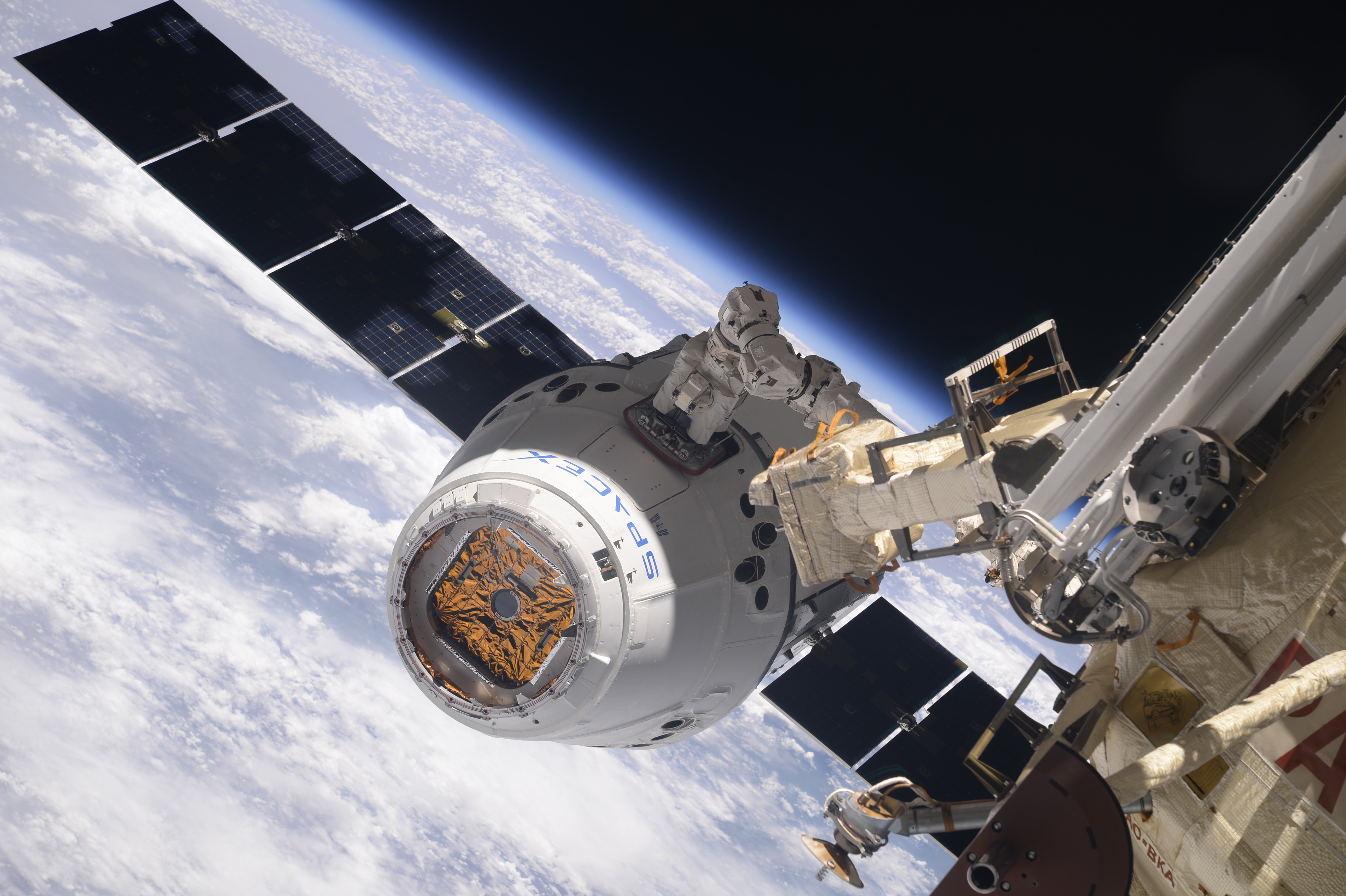 Dragon CRS-14 Arrives at ISS after Textbook Rendezvous for Critical Science Delivery